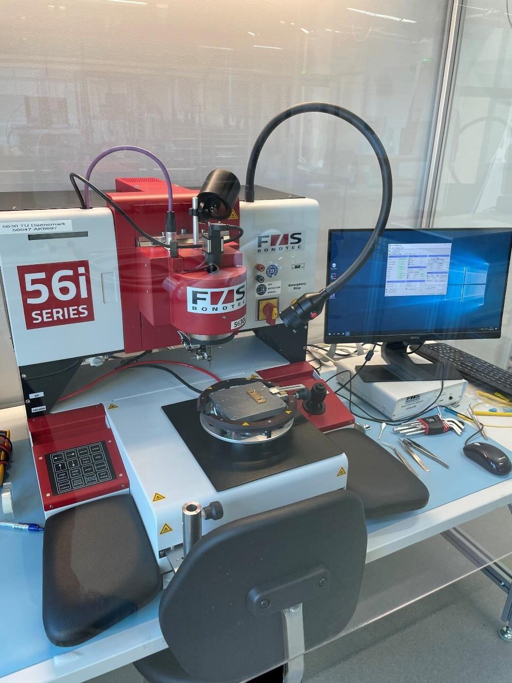 F&S BondTec 5630 Semiautomatic wire bonder Section for Functional Oxides
